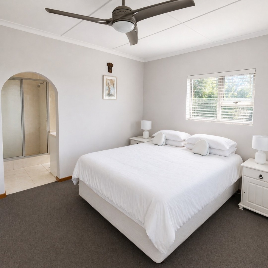 5 Bedroom Property for Sale in Vincent Heights Eastern Cape